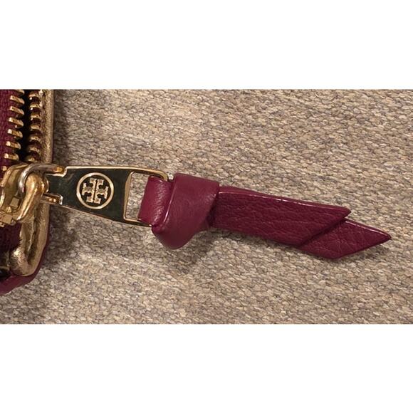 Tory Burch Thea Small Pebbled Leather Wallet Crossbody Bag - Picture 7 of 7